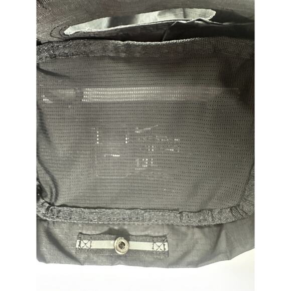Nike Stash Tote Bag Sports Travel Packable Storage Black White DD1357 010 EUC - Picture 10 of 16